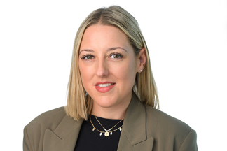 Fineman Chloe 7746 Web